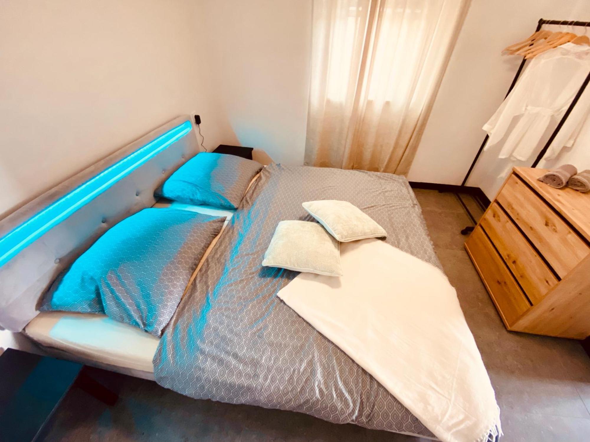 Apartment Nicol เซนญ์ ภายนอก รูปภาพ